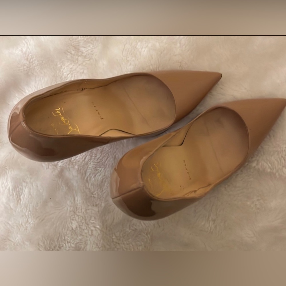 Red bottoms Christian Louboutin